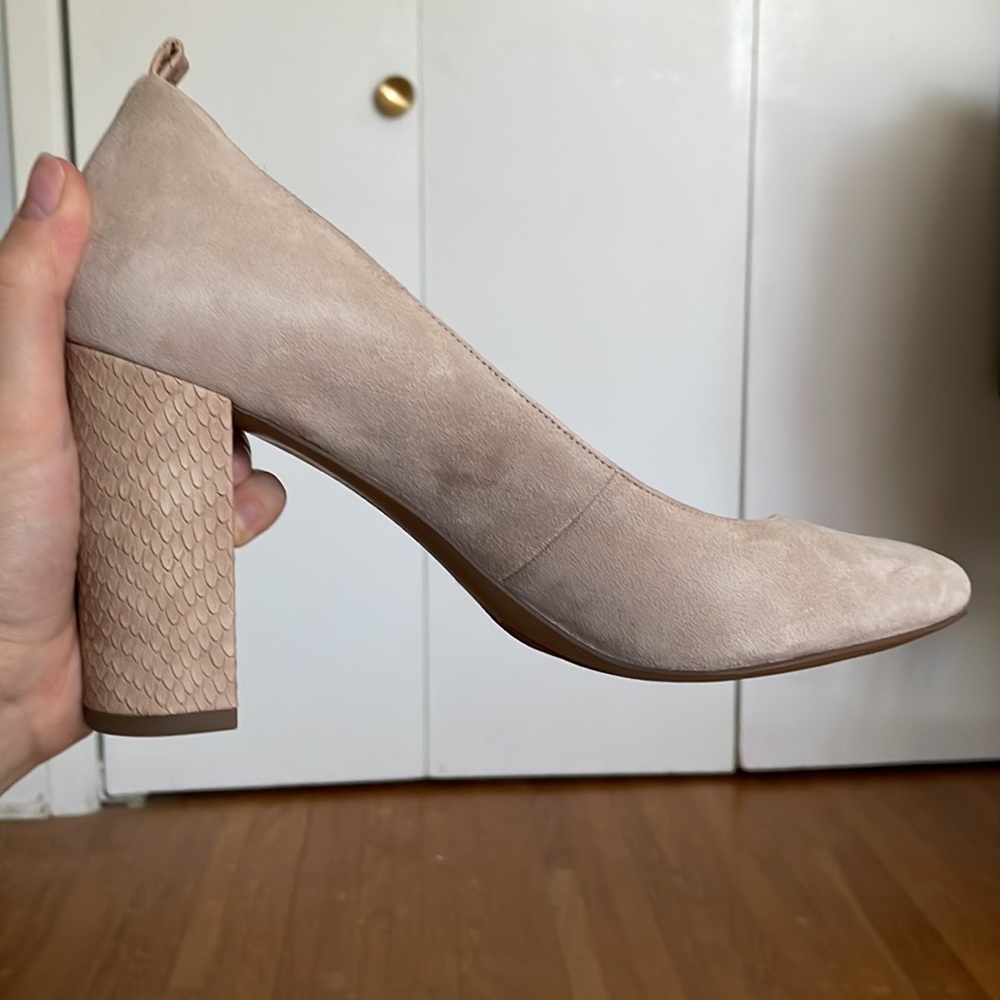 COPY - FRANCO SARTO velvet heels